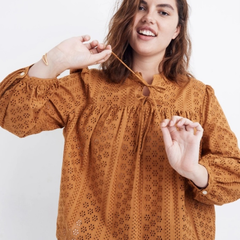 Madewell Mustard Eyelet Popover Blouse Top Size Medium Peasant Boho